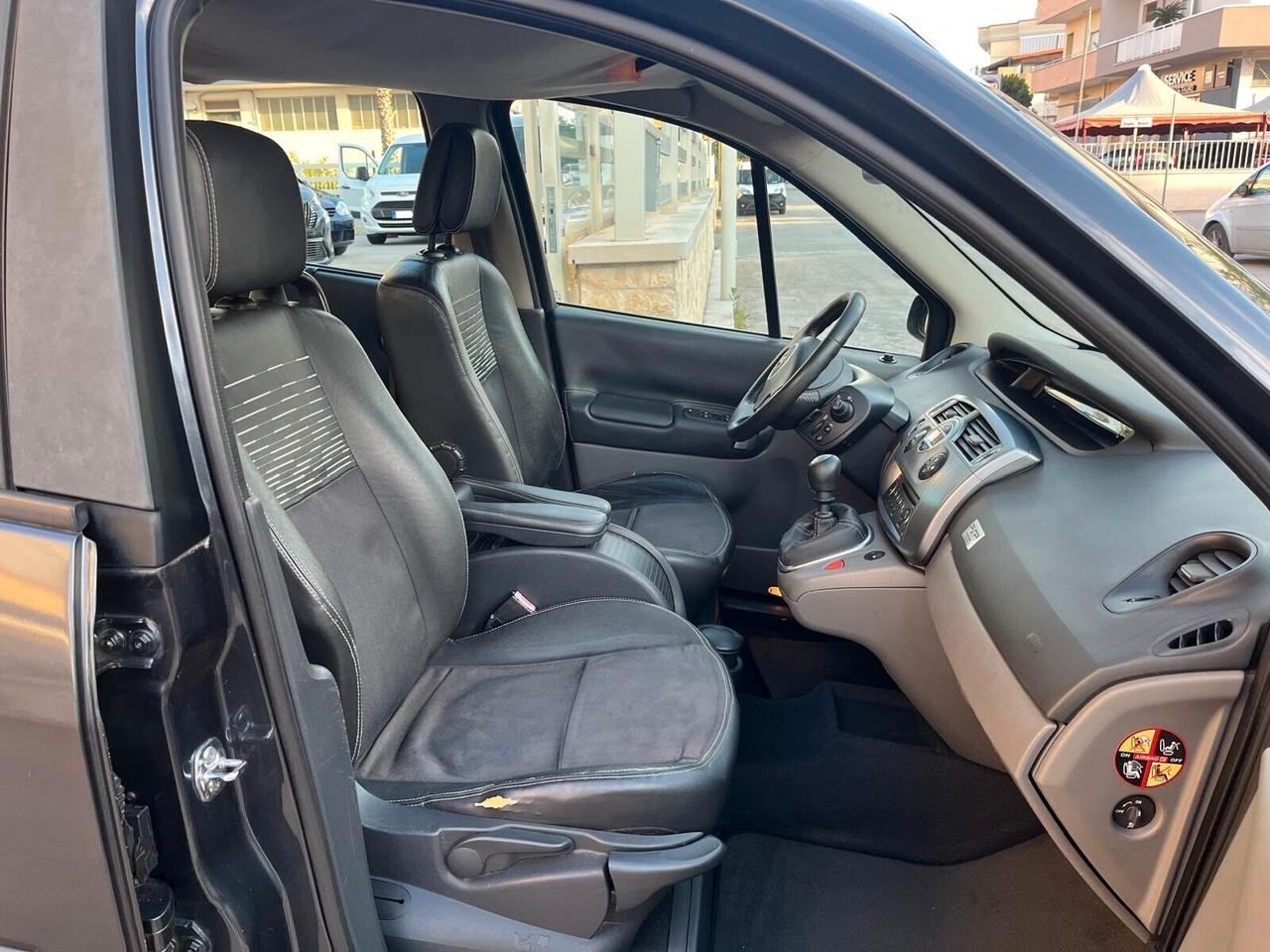 Renault Scénic 1.5 dCi/105CV Conquest