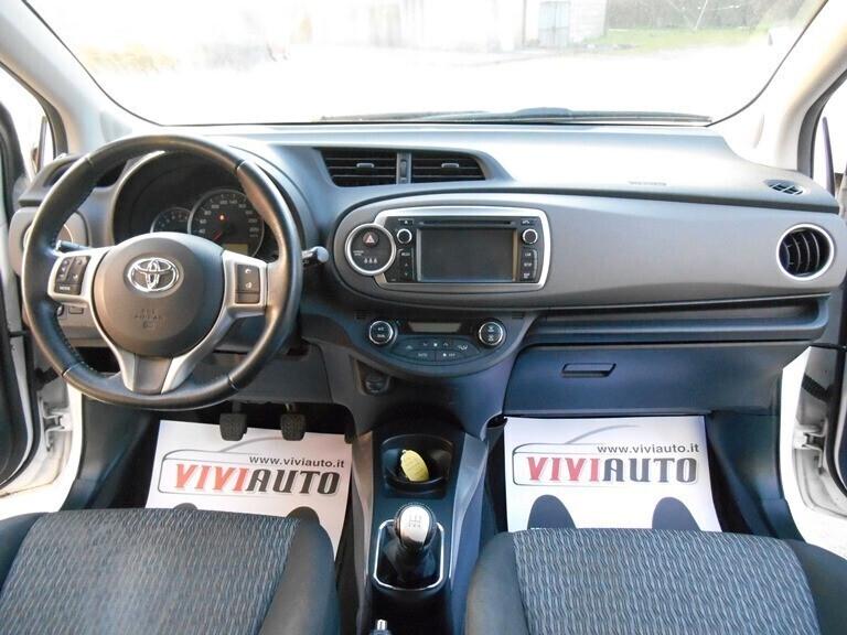 Toyota Yaris 1.0 5 porte X NEOPATENTATI