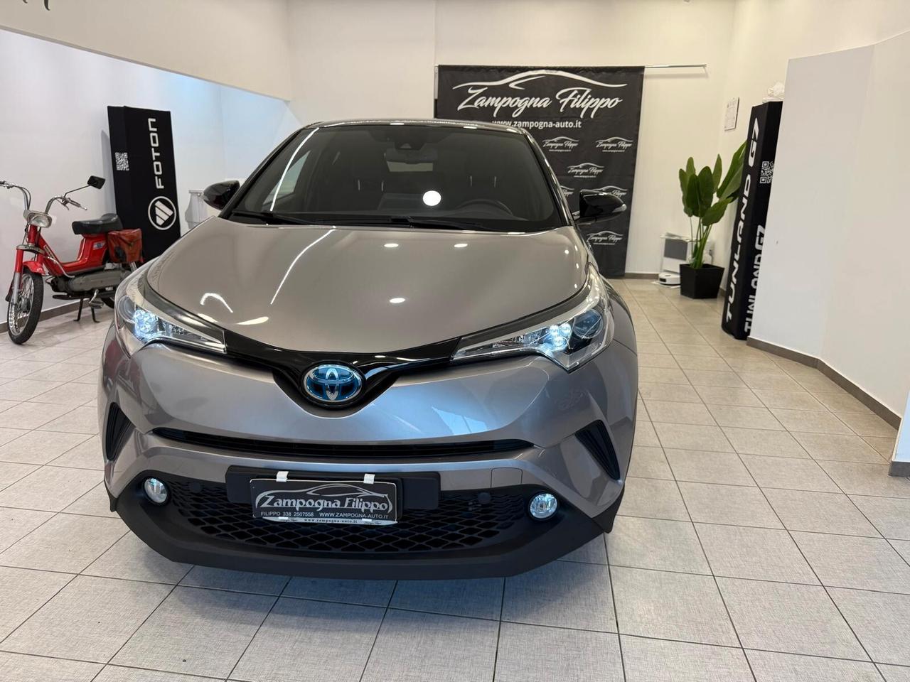 Toyota C-HR 1.8 Hybrid E-CVT Lounge 2017