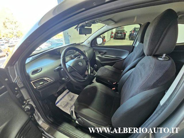 LANCIA Ypsilon 1.3 MJT 16V 95 CV 5 porte S&S Silver