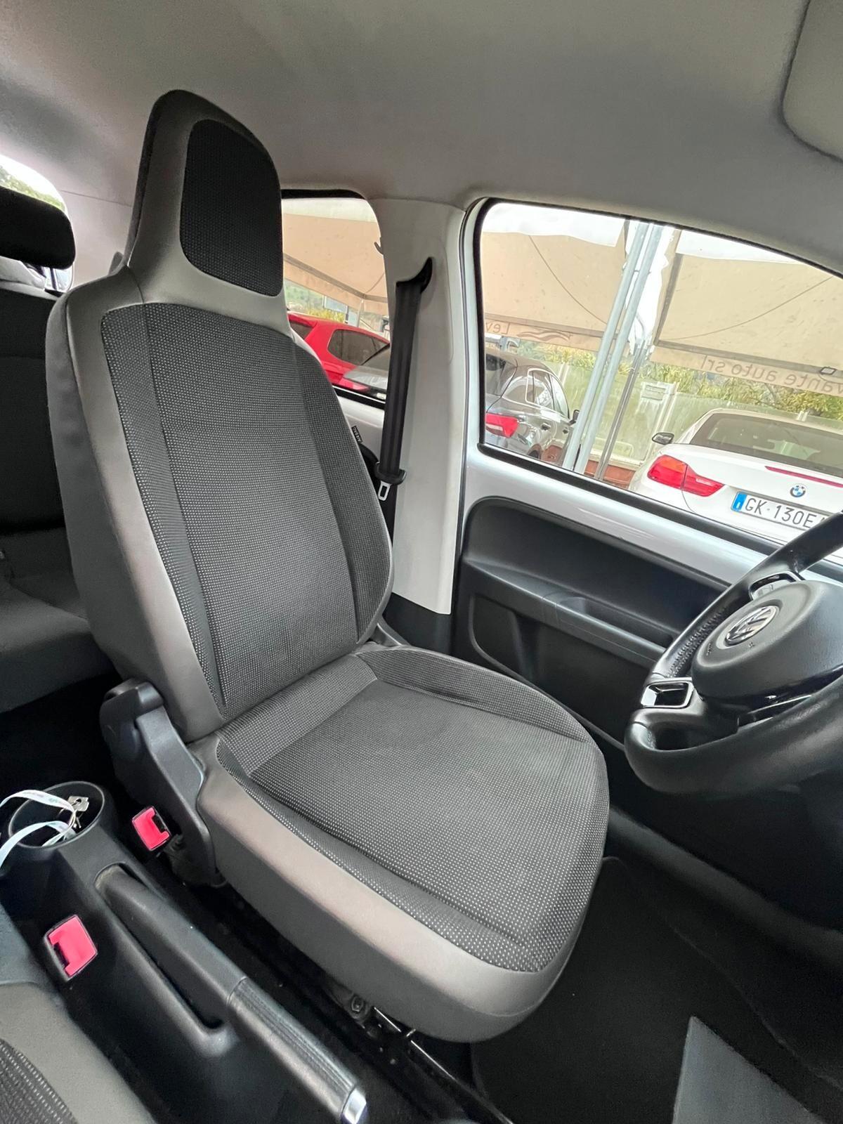 Volkswagen up! 1.0 75 CV 5p. high