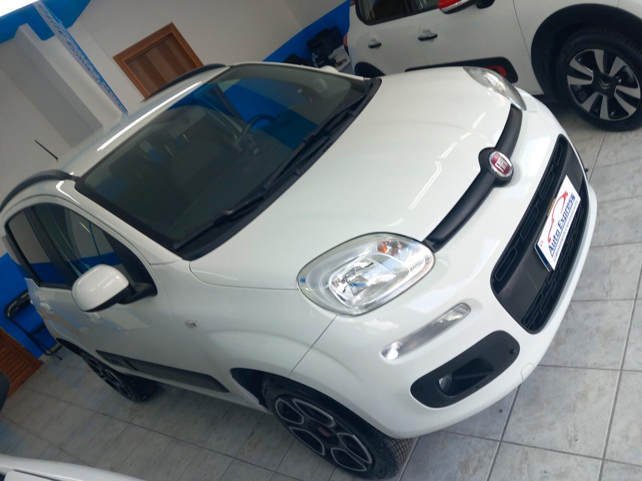 Fiat Panda 4x4 anno 2022 benzina 0.9 km 43 mila