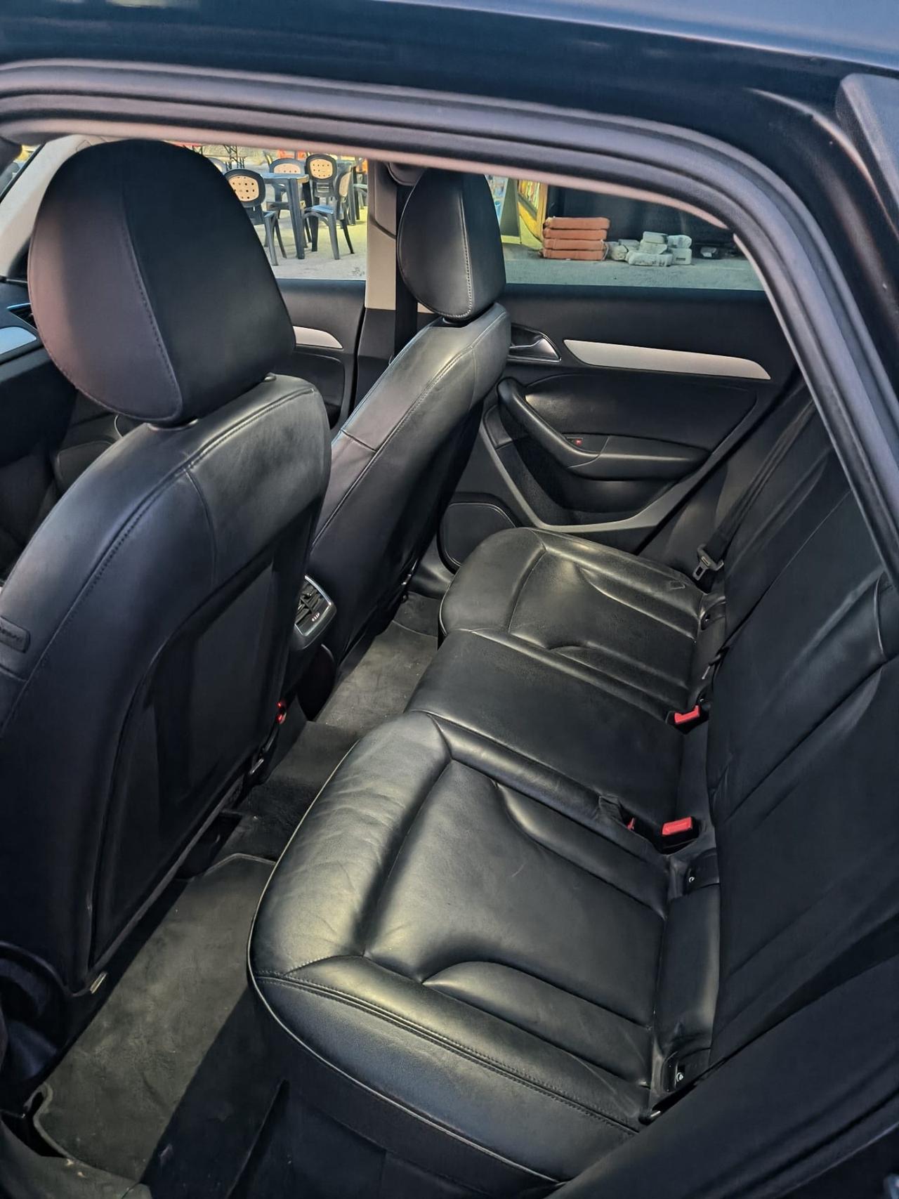 Audi Q3 2.0 TDI 150 CV quattro Sport