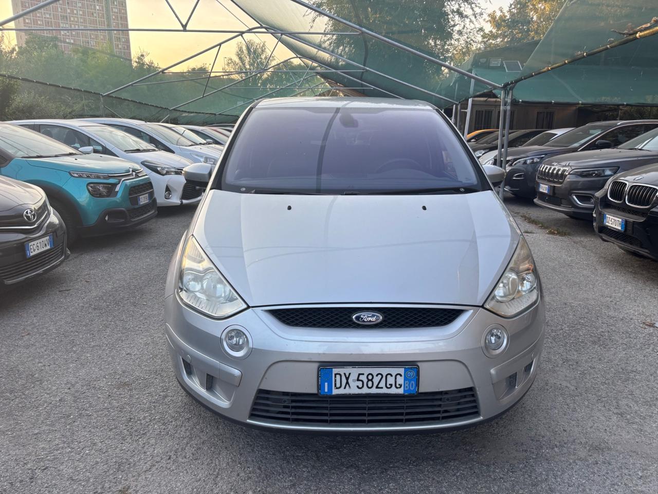 Ford S-Max 2.0 TDCi 140CV Titanium