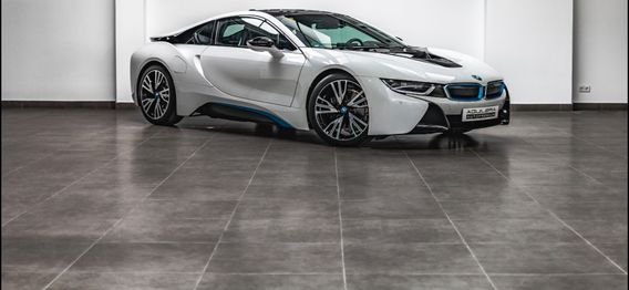 BMW I8 374 CV / UNICO PROPRIETARIO / GARANZIA