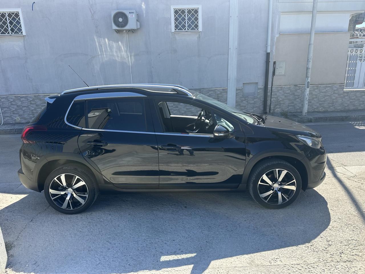 Peugeot 2008 1.2 Benzina 110 Cv Allure 2017 Km 120