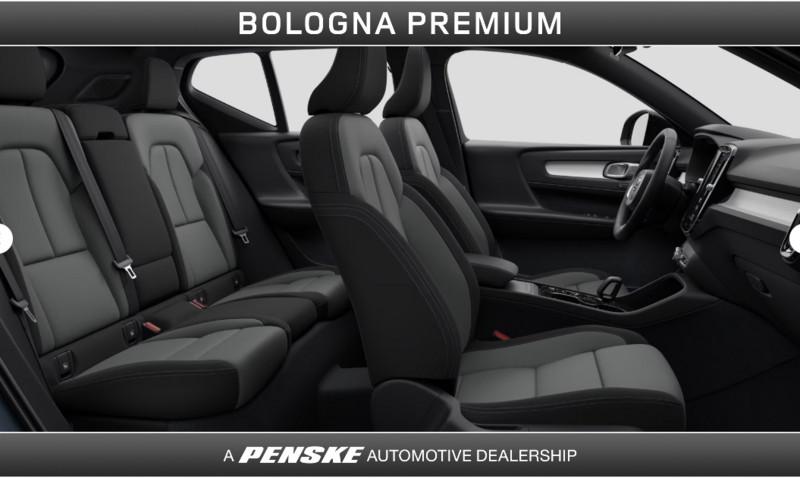 Volvo XC40 B3 automatico Plus Dark