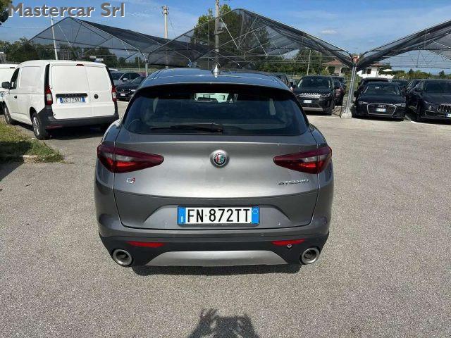 ALFA ROMEO Stelvio 2.2 t Business Q4 180cv AT8 auto - FN872TT