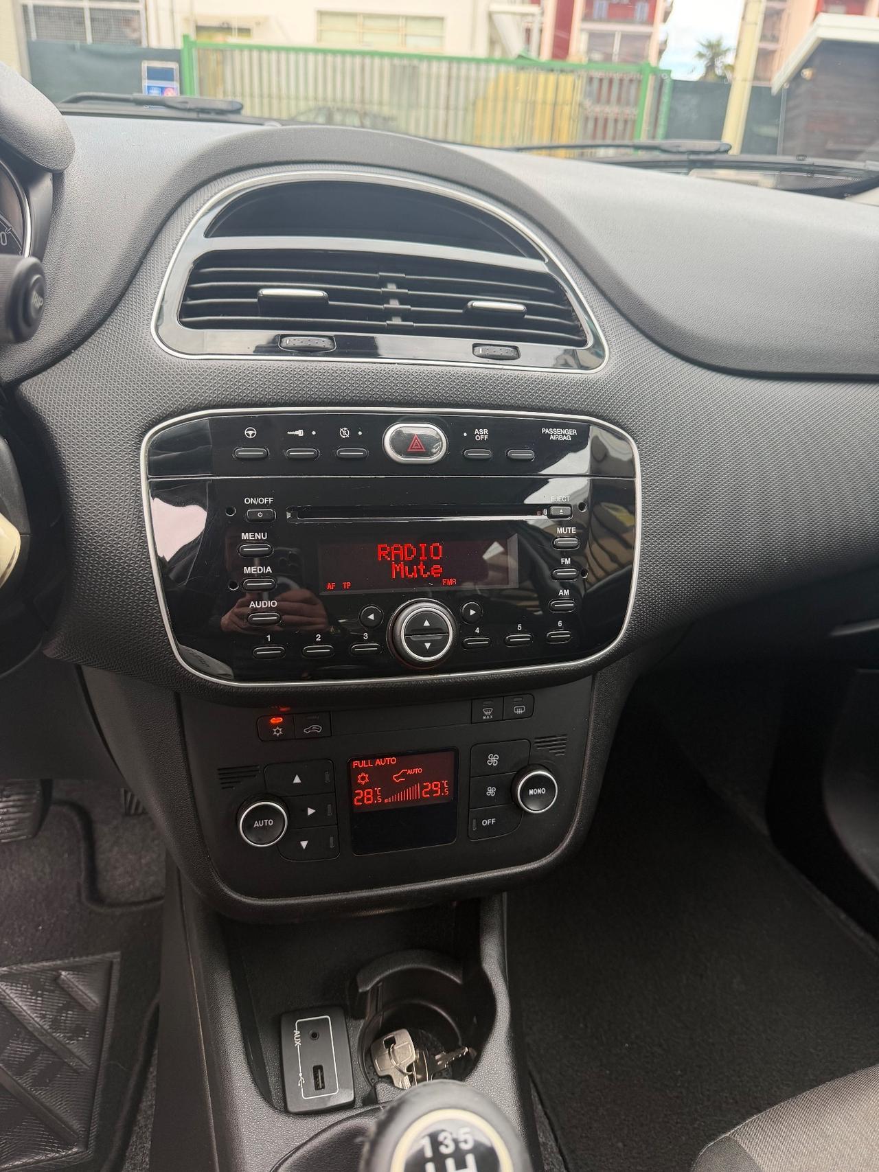 Fiat Punto 1.3 MJT II S&S 95 CV 5 porte Street