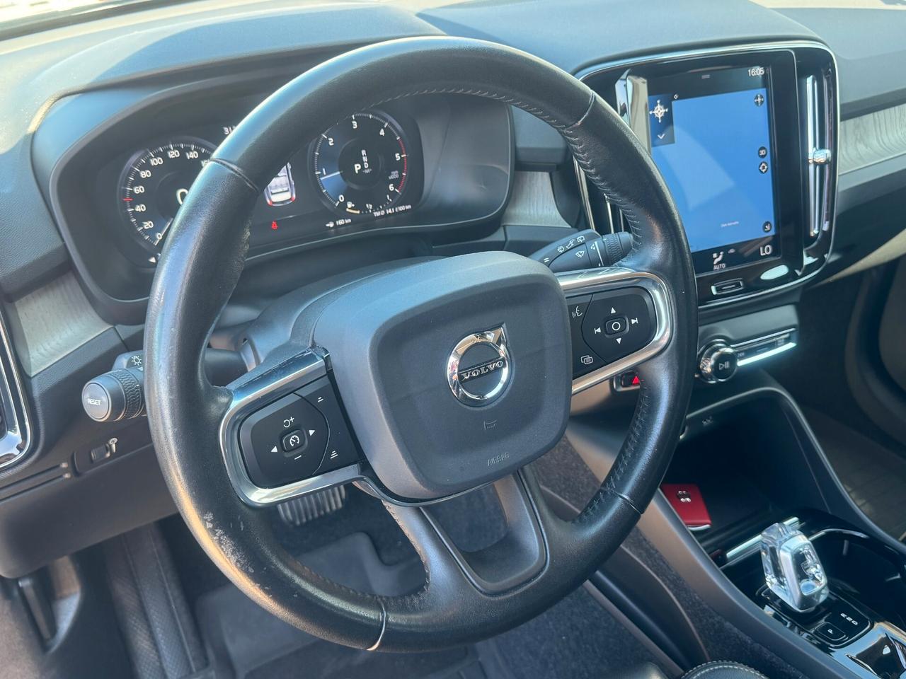Volvo XC40 D3 Geartronic AWD Inscription- '20