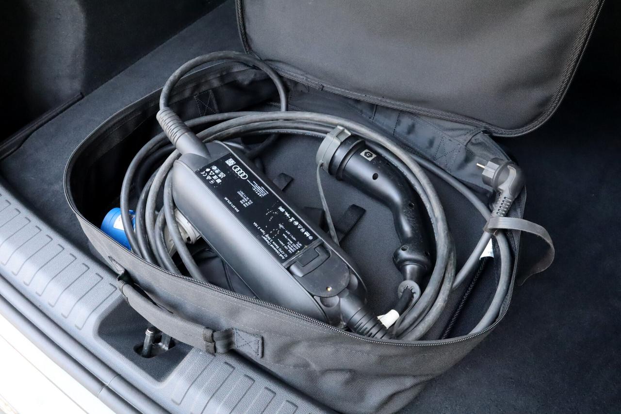 Audi A3 45 TFSI HYBRID PLUG-IN 245 CV S-LINE VIRTUAL TETTO APRIBILE LED ACC