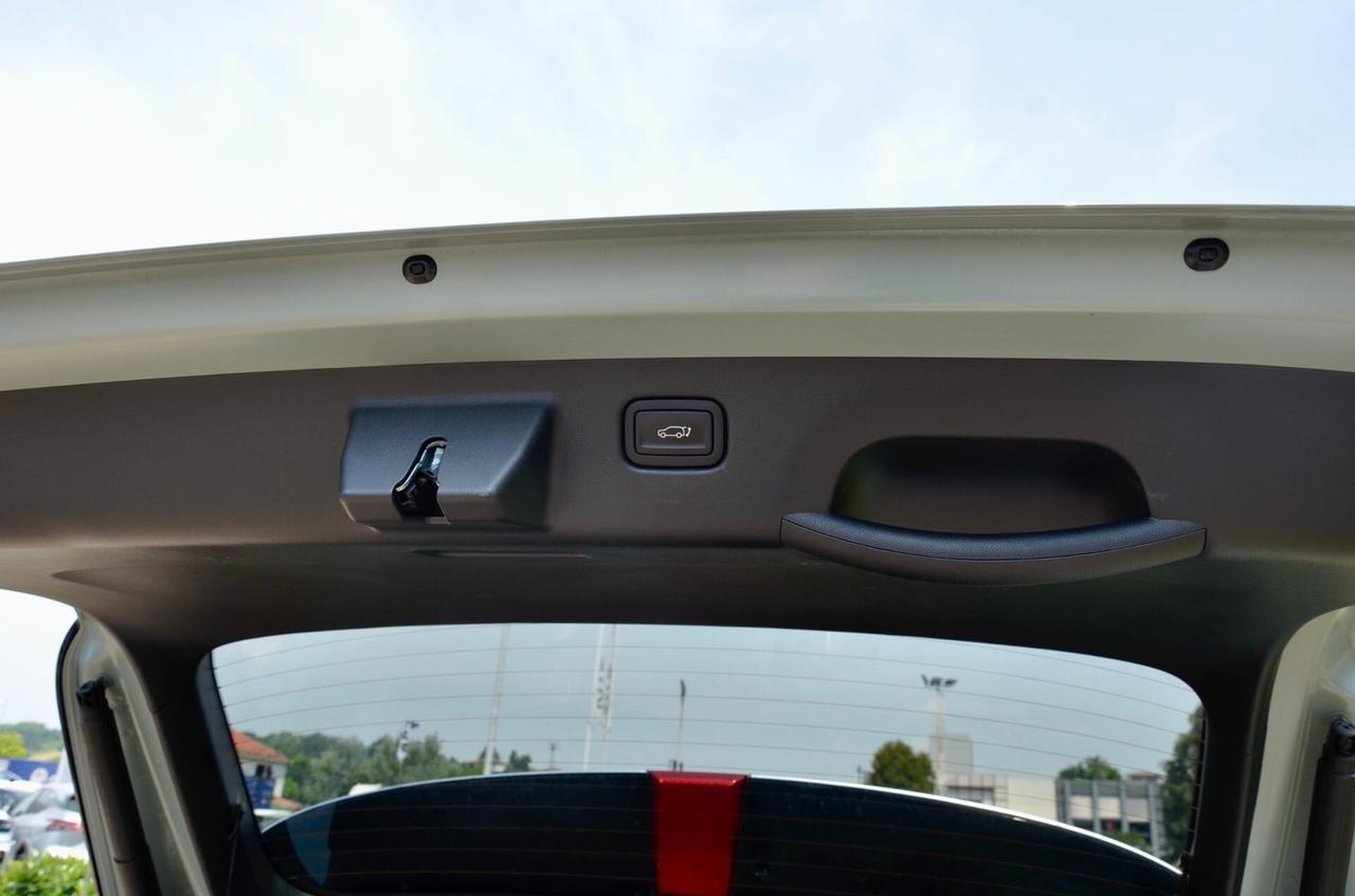 HYUNDAI KONA 1.6 GDI HEV X CLASS TECH PACK 2wd 141cv DCT, UFF ITALIANA, EURO 6D, FULL OPTIONAL, GARANZIA HYUNDAI, SERVICE UFFICIALE, TETTO, HI-FI BOSE, RETRO 360, APPLE ANDROID, SEDILI RISCALDATI E VENTILATI, PERMUTE