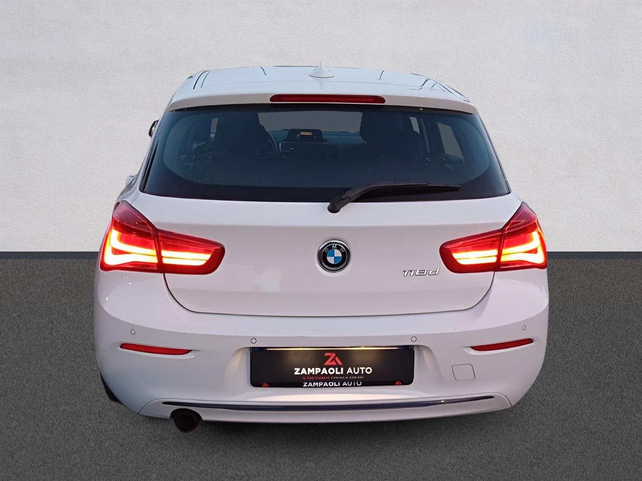 Bmw 118 118d 5p. Sport | da € 241,39 al mese