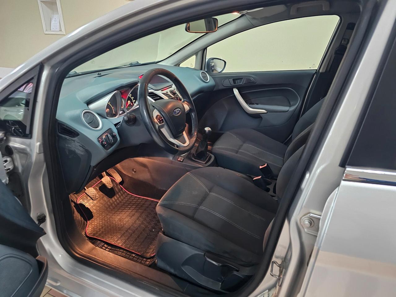 Ford Fiesta 1.2 82 CV 5 porte Titanium GPL