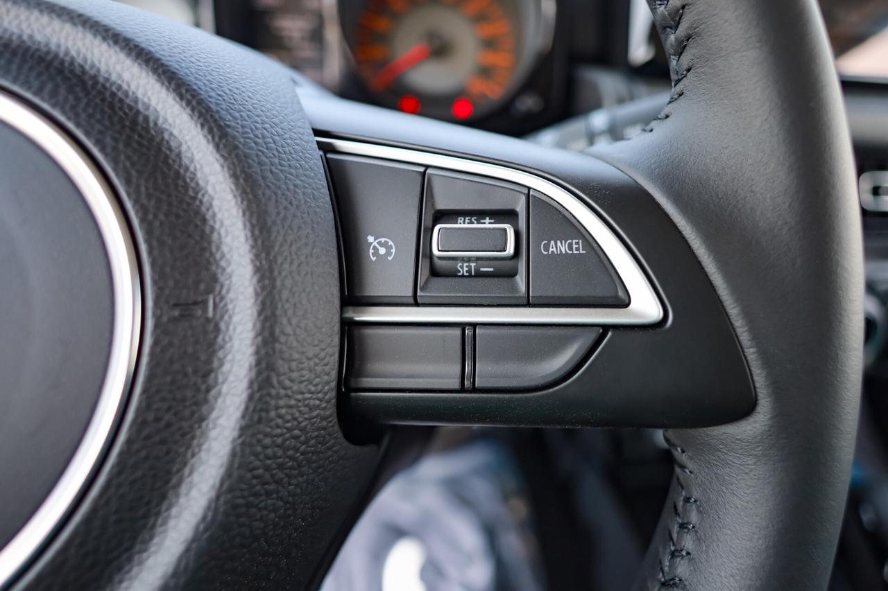 Suzuki Jimny 1.5 *5 PORTE* CAMBIO AUTOMATICO