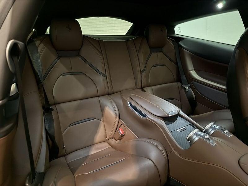 Ferrari GTC4Lusso GTC4Lusso - Sollevatore