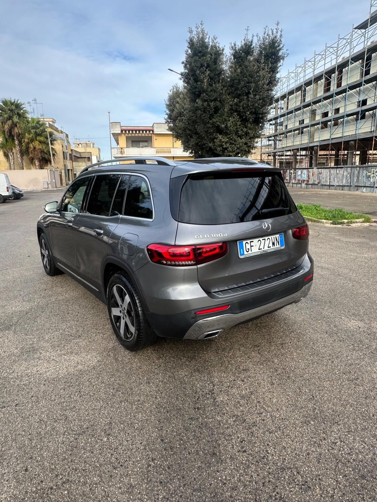 Mercedes-benz GLB 180 d Automatic Sport