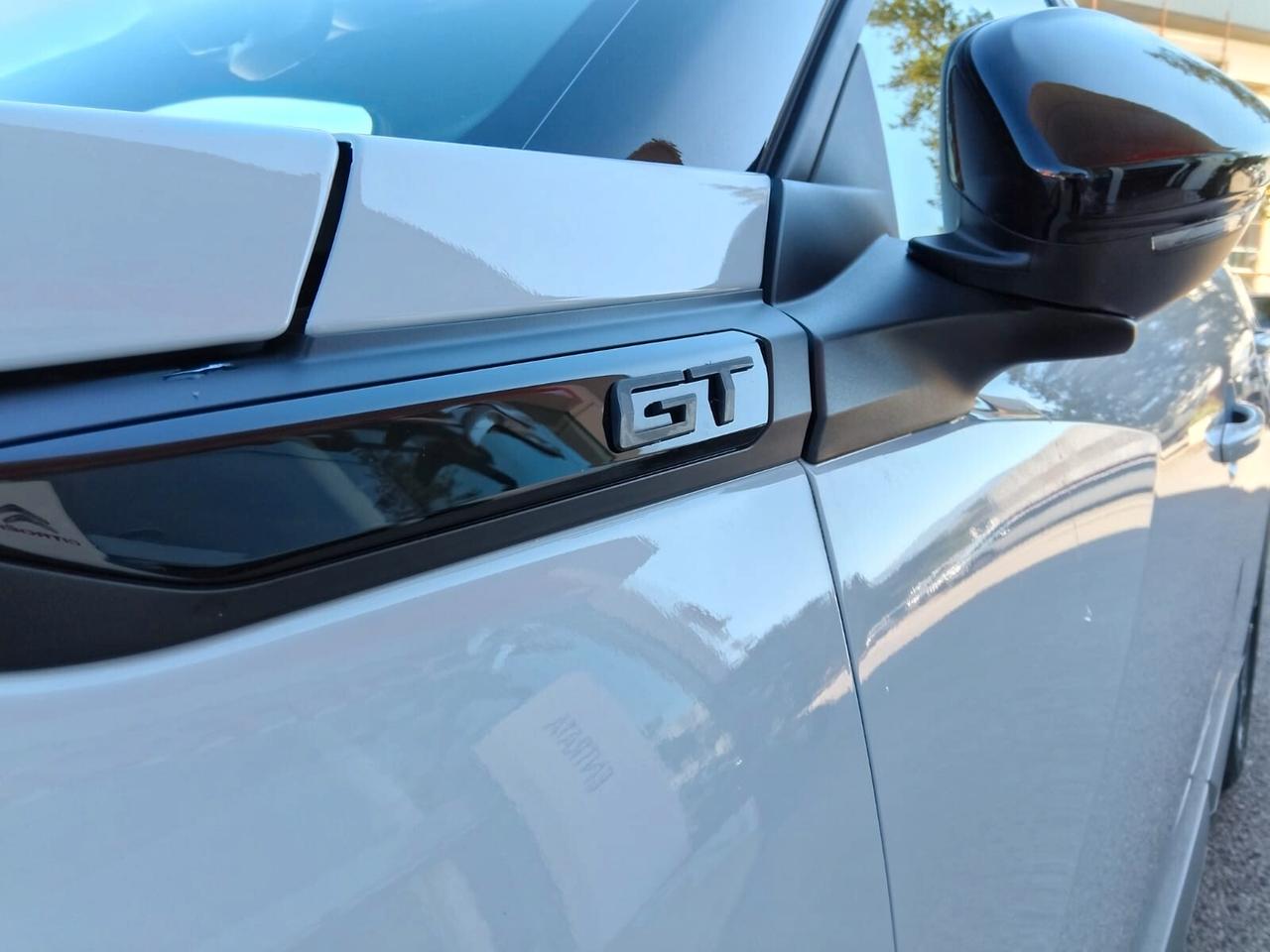 Peugeot 2008 PureTech 130 S&S EAT8 GT