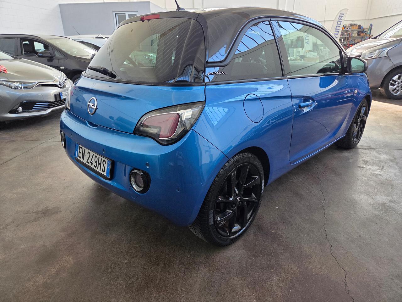 Opel Adam 1.2 70 CV