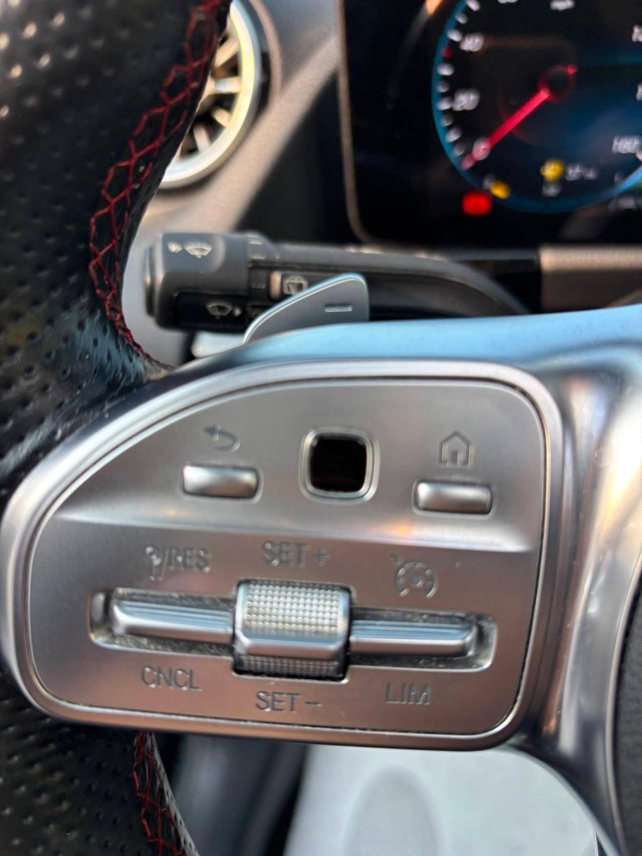 Mercedes-benz GLA 200 d Automatic AMG 150 cv