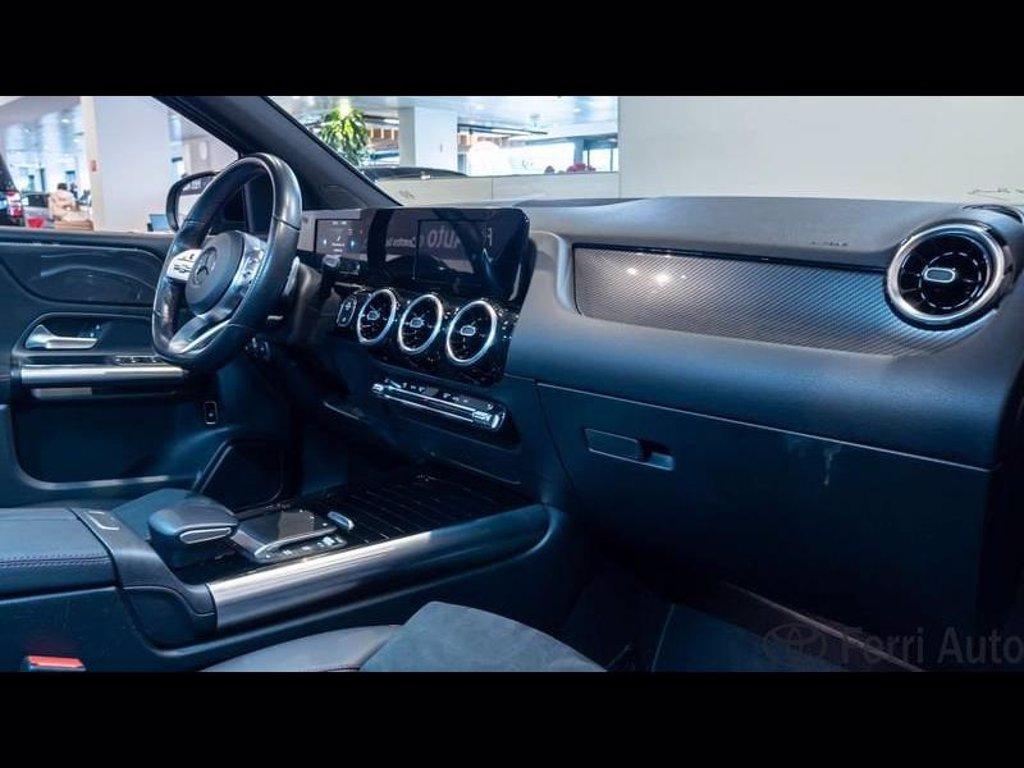MERCEDES B 200 d premium auto del 2020