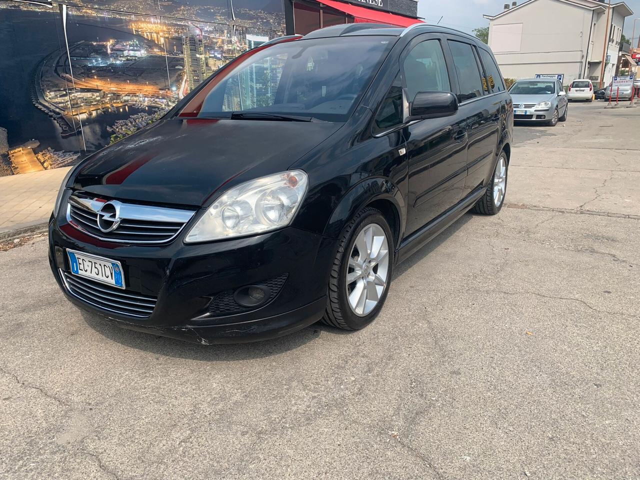 Opel Zafira 1.9 16V CDTI 150CV Cosmo