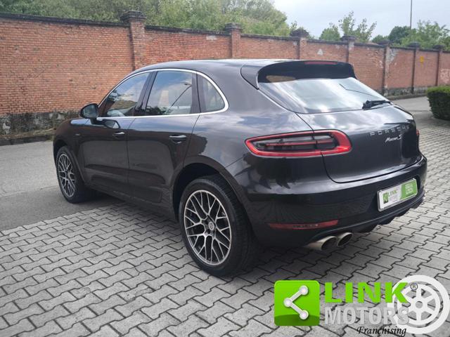 PORSCHE Macan S