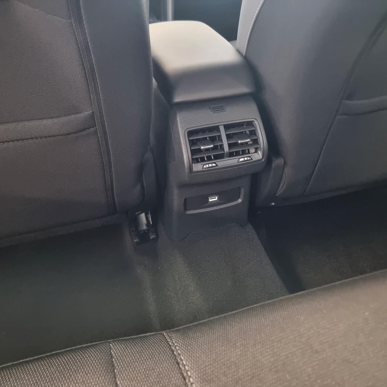 CITROEN C4 PLUS 1.2 BZ 130cv/96kw EAT8 cambio automatico