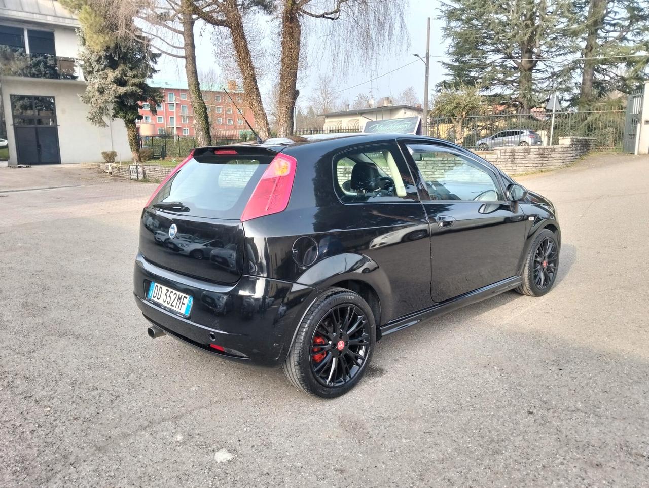 Fiat Grande Punto 1.9 MJT 130 CV 3 porte Sport