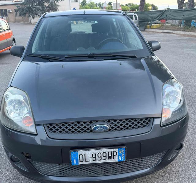 FORD Fiesta 1.2 16V 5p. Ghia senza nessun lavoro da fare