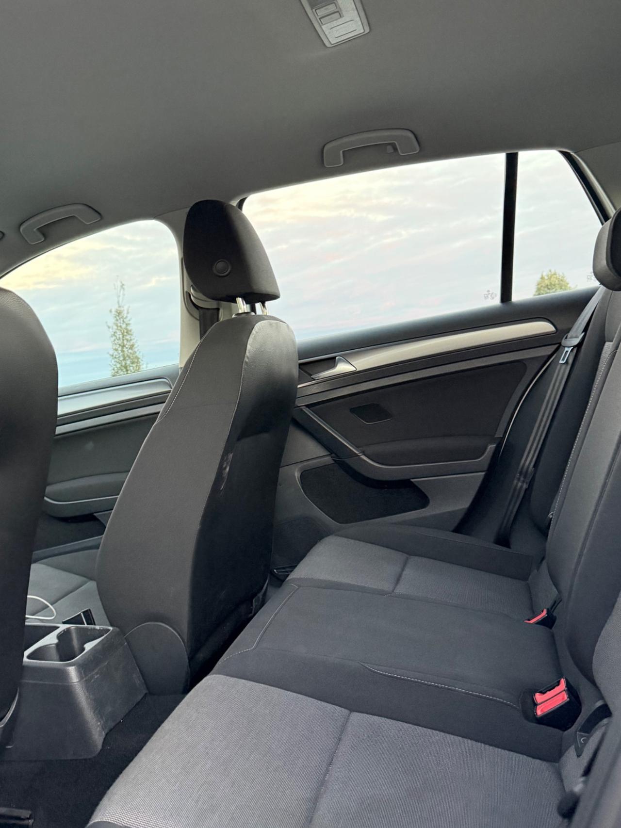 Volkswagen Golf Confortline