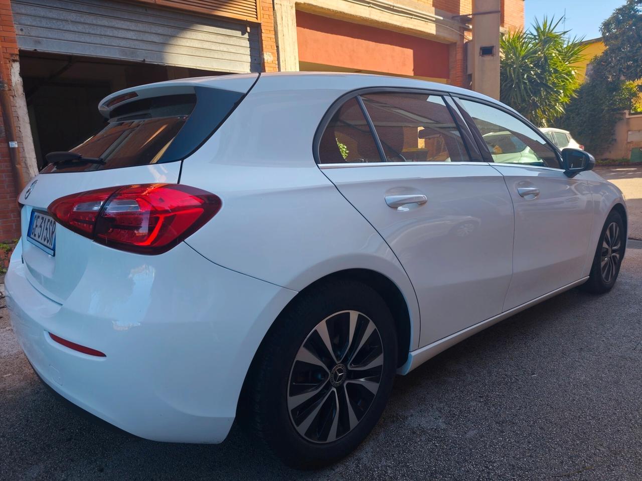 Mercedes-benz A 180 d Automatic Business