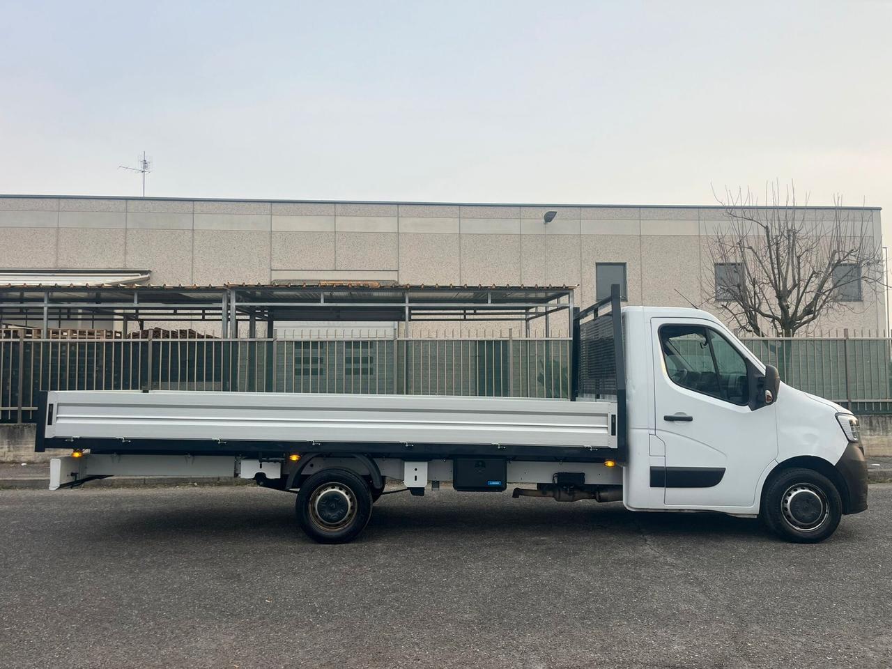 Renault Master T35 2.3 dCi 165 extralungooo