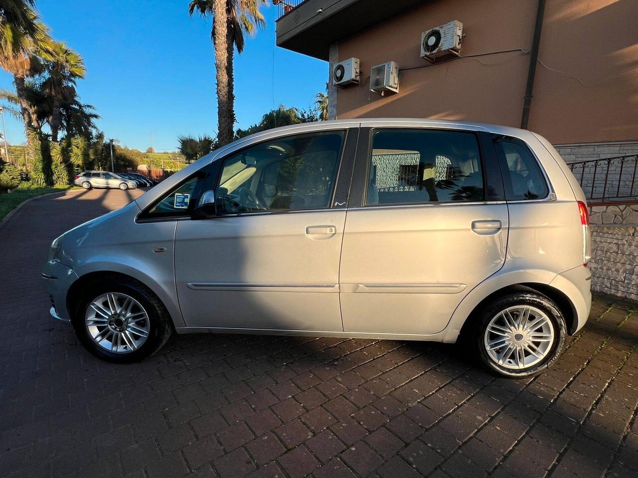 Lancia MUSA 1.3 Mjt 95 CV 5th Avenue