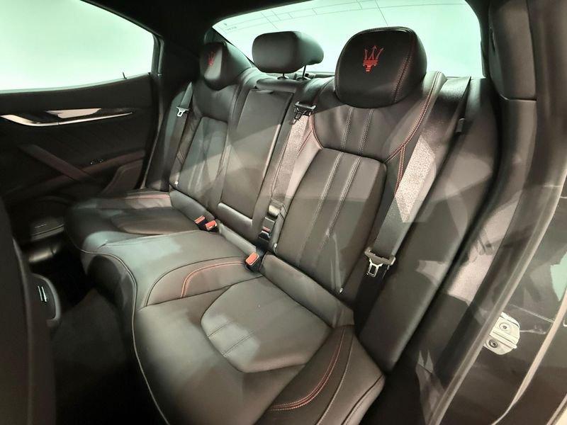 Maserati Ghibli V6 430 CV AWD Modena Ultima