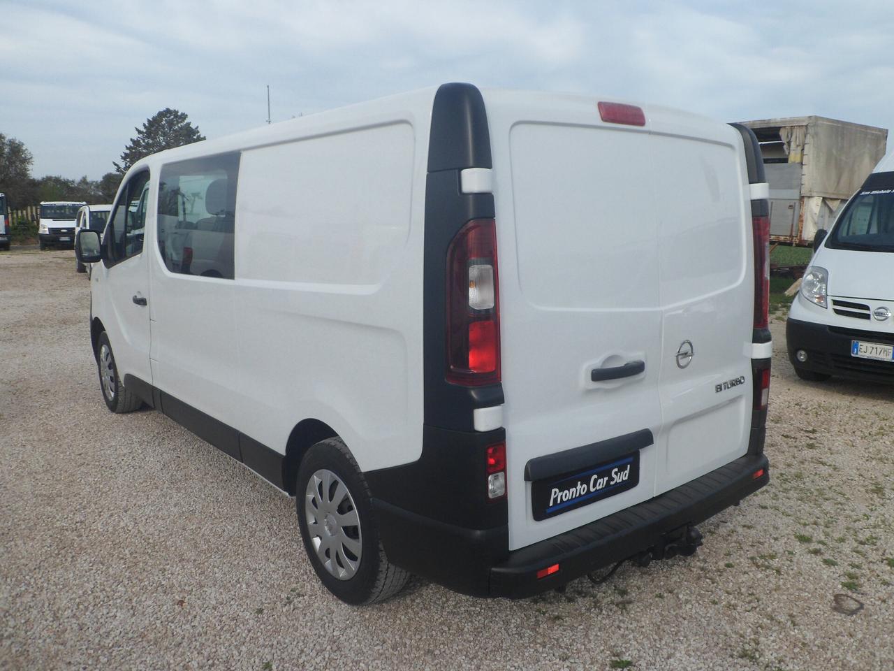 Opel Vivaro maxi 6 posti autocarro