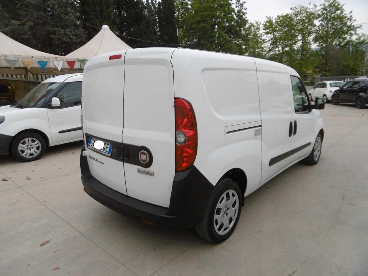 Fiat DOBLO' MAXI 1.6 Mjet Lounge - ISOTERMICO