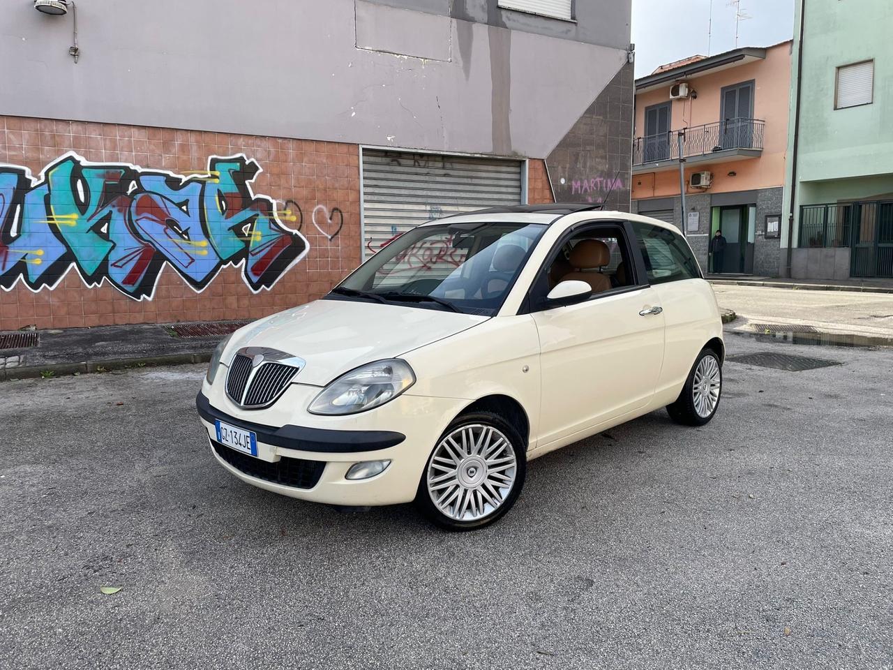Lancia Ypsilon 1.3 Multijet 16V Platino