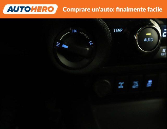 TOYOTA Hilux 2.4 D-4D 4WD 4 porte Double Cab Executive