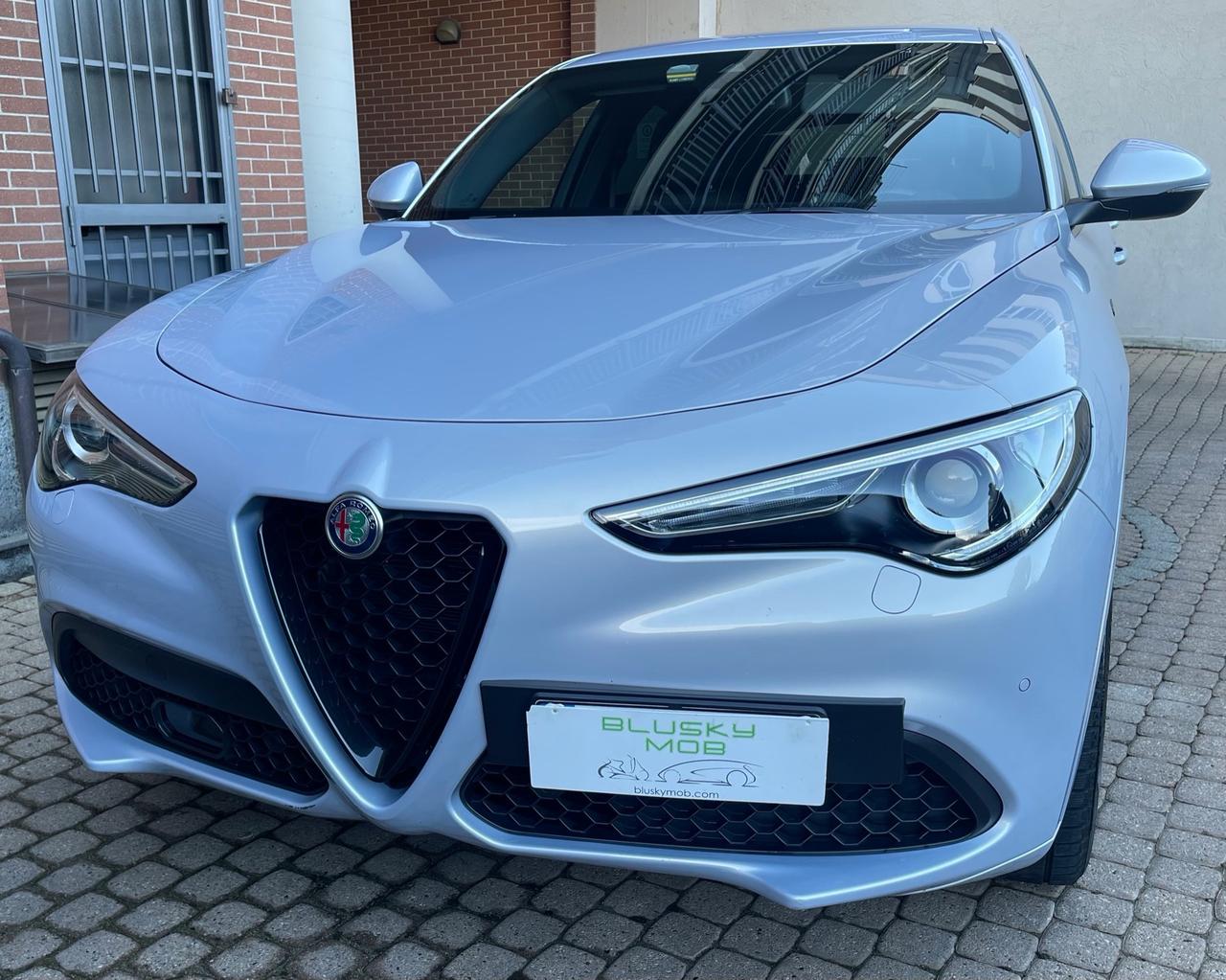 Alfa Romeo Stelvio 2.2 Turbodiesel 210 CV AT8 Q4 Veloce