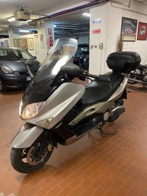 Yamaha T Max cc 500 anno 2004 km 27000 Perfetto!