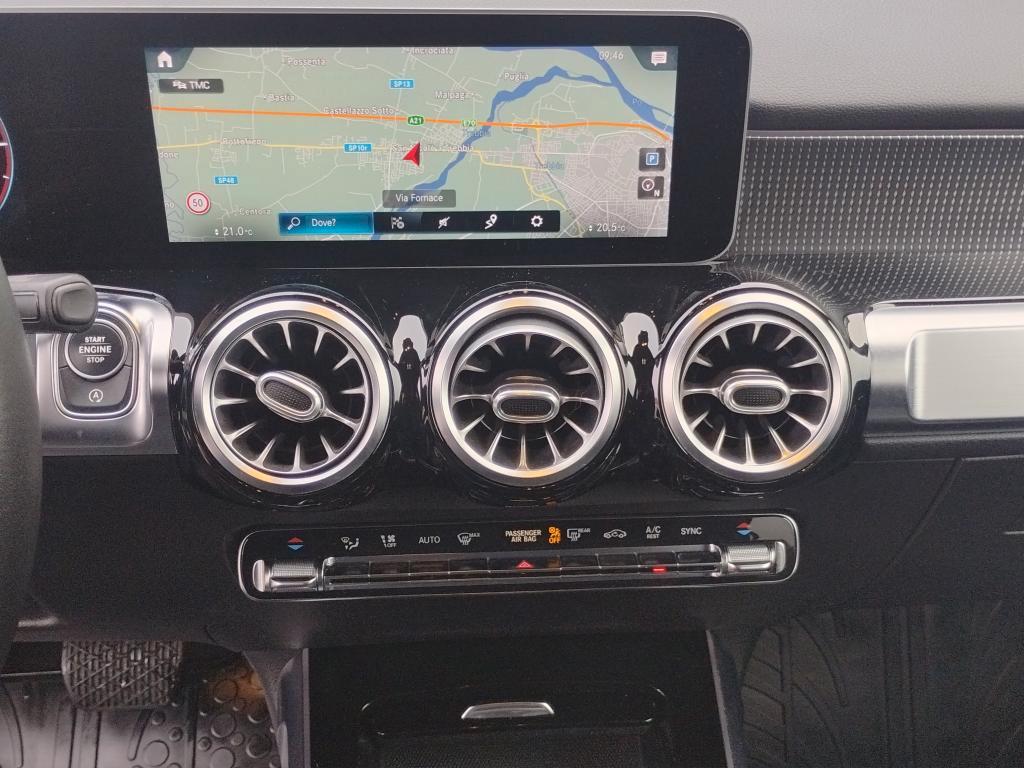 Mercedes GLB 200 d Sport Plus auto.NAVI.TELECAMERA.SEDILI SPORT