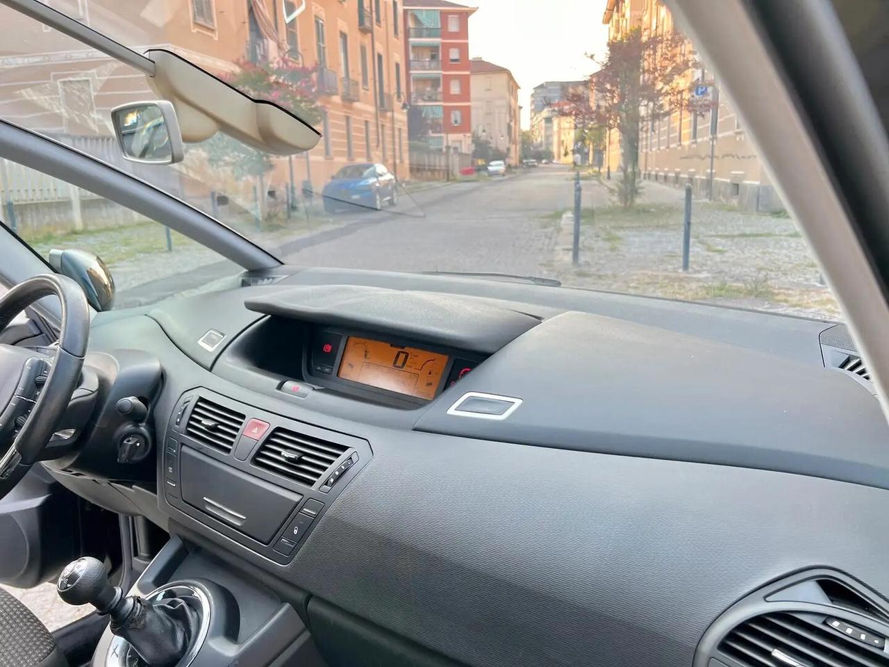 Citroen C4 Picasso 1.6 HDi 110cv E5 6M. Seduction