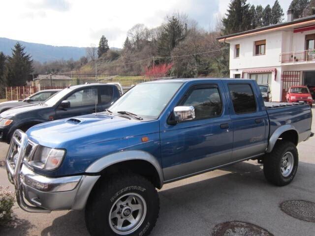 NISSAN NAVARA DOUBLE CAB