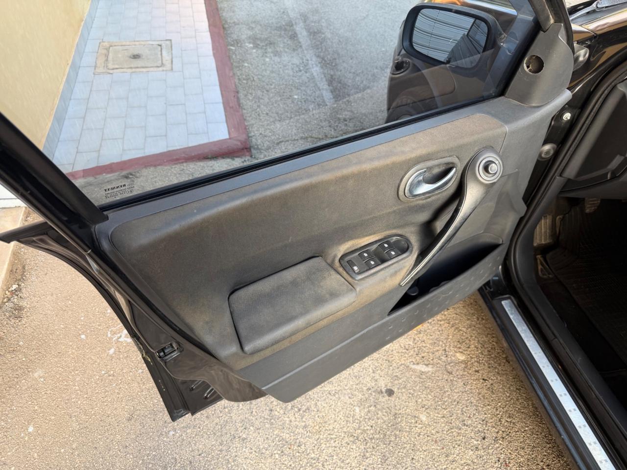 Renault Megane Mégane 1.5 dCi/82CV 5 porte Confort Authentique