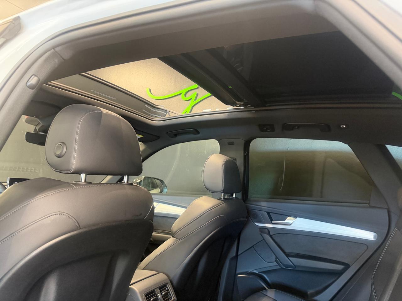 Audi Q5 40 2.0 tdi mhev 12V Identity Black quattro s-tronic