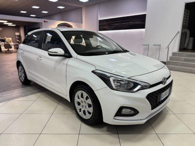 HYUNDAI i20 1.2 5 porte Connectline