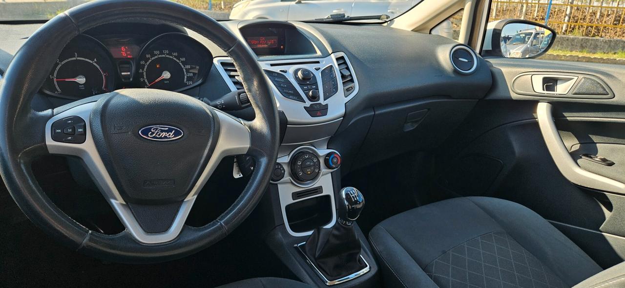 Ford Fiesta 1.4 TDCi 70CV 5p. Titanium.Bs.