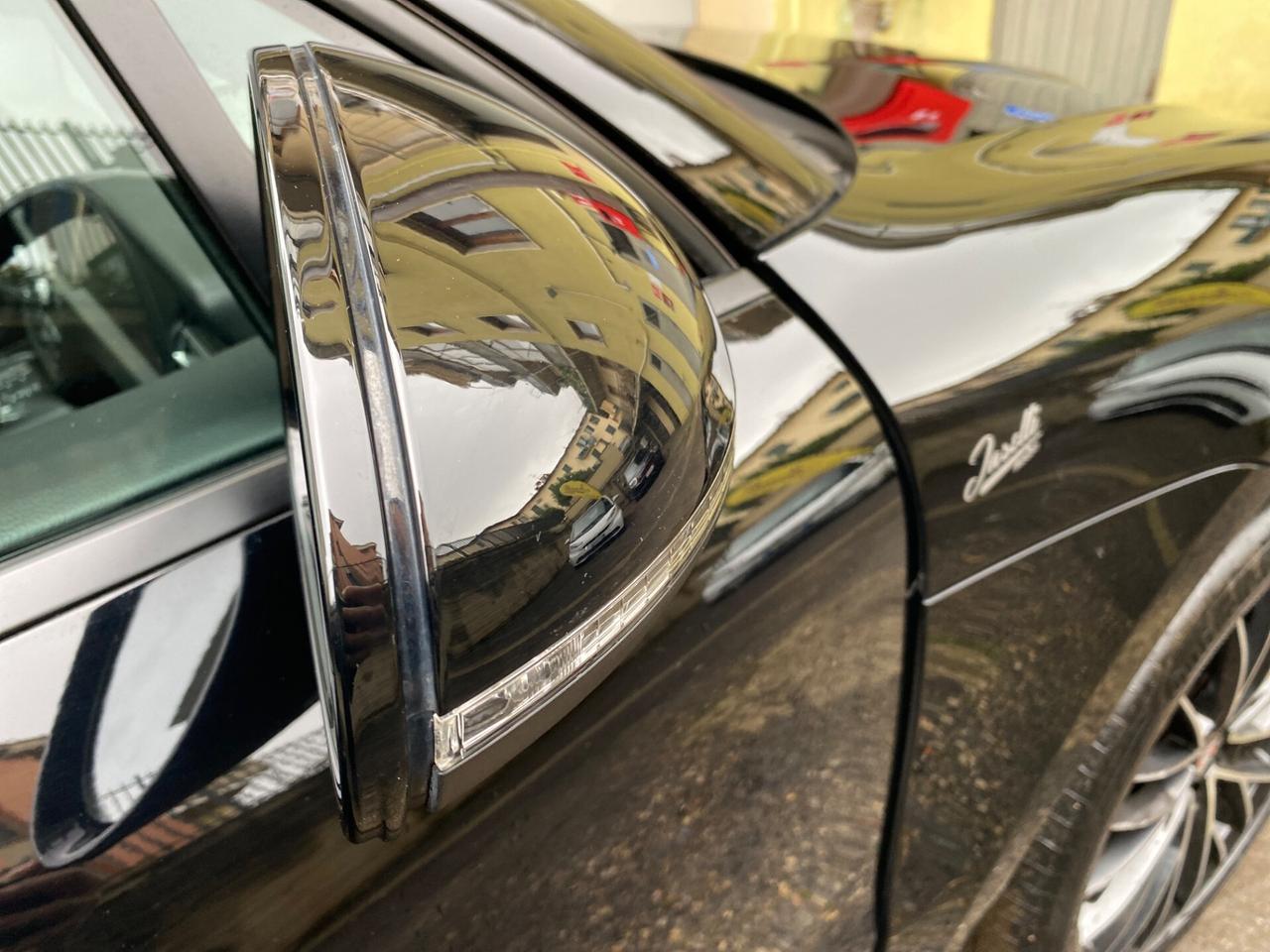 Porsche Macan 2.0 tetto panoramico 245 cv