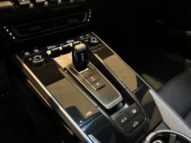 PORSCHE 992 Carrera 4S PDK 450cv